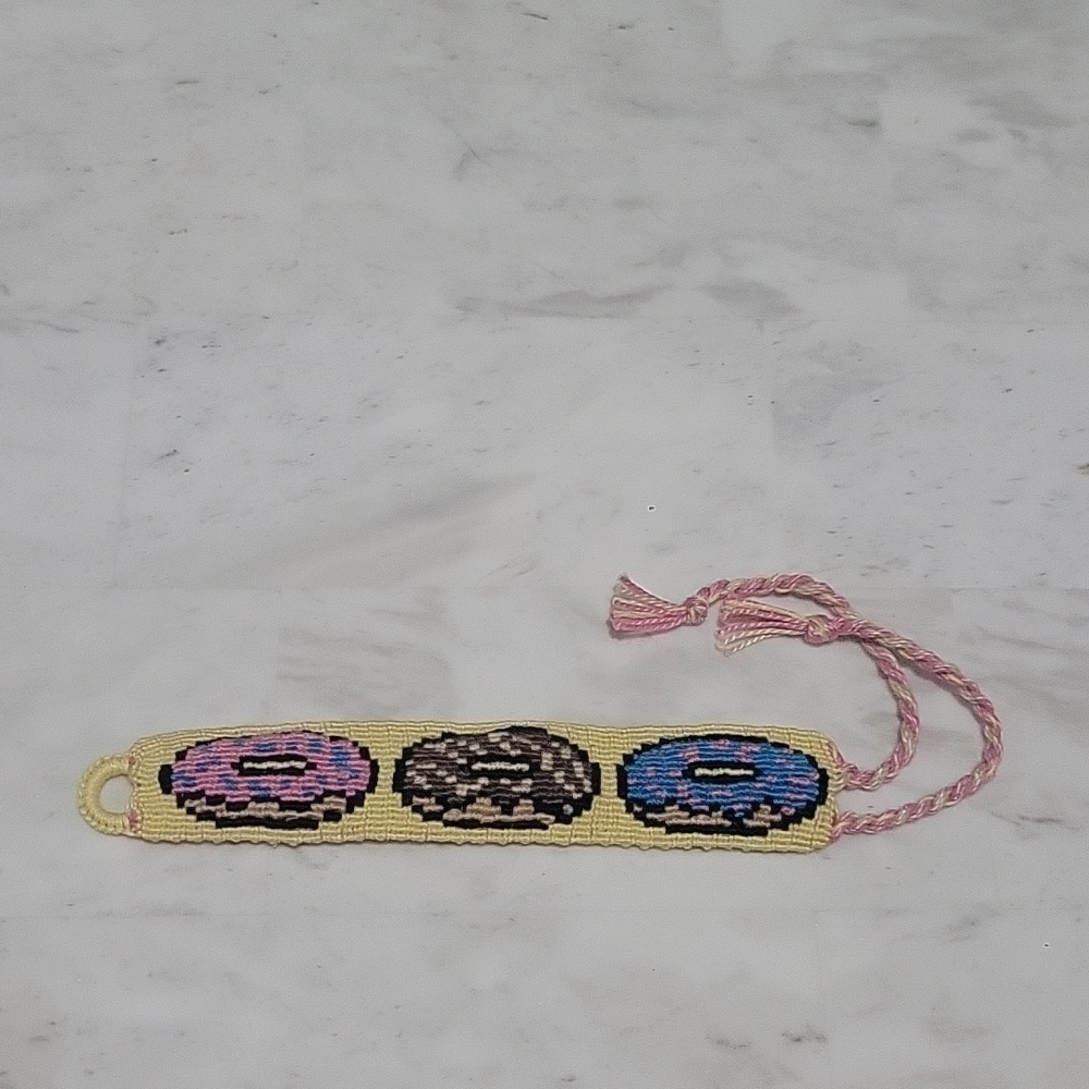 Hand Made Friendship Bracelet doughnut 🍩 Patern